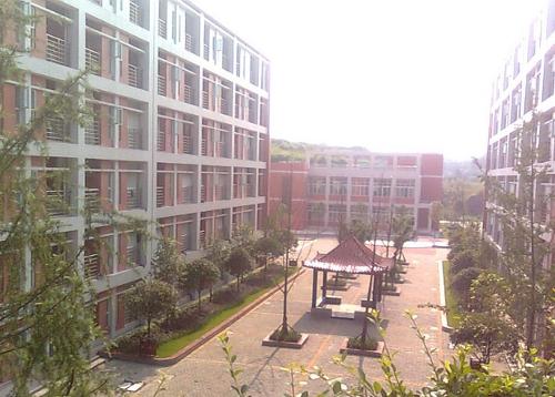 自贡大安职业技术学校