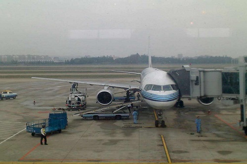 重庆男生读航空服务专业好就业吗？