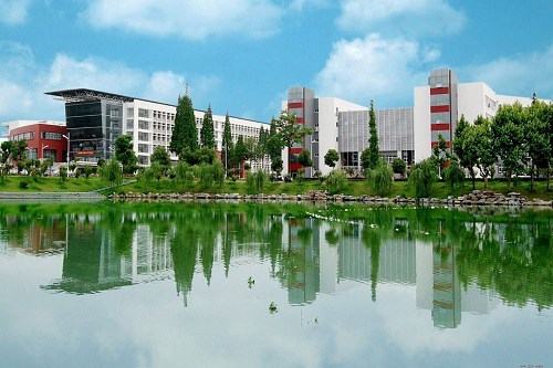 重庆海联职业技术学院五年制大专招生电话