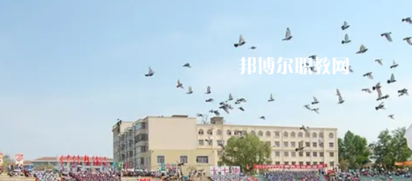 黑龙江省鹤岗卫生学校2022年报名条件、招生要求、招生对象