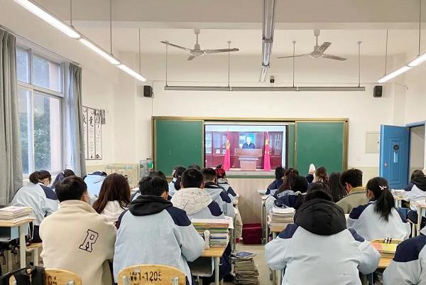 四川五月花技师学院举行开学第一课