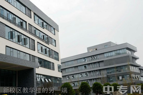 成都青苏职业中学校（文家场校区）新校区教学大楼