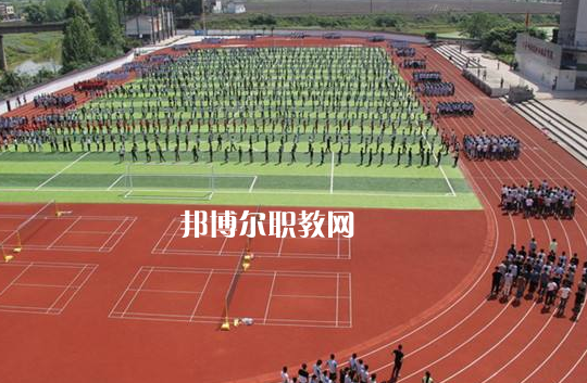 贵州2022年贵州中专学校是大专吗