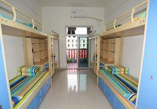 西秀区安吉职业技术学校寝室图片