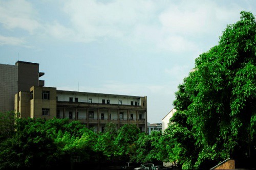 重庆市永川职业教育中心五年制大专招生计划