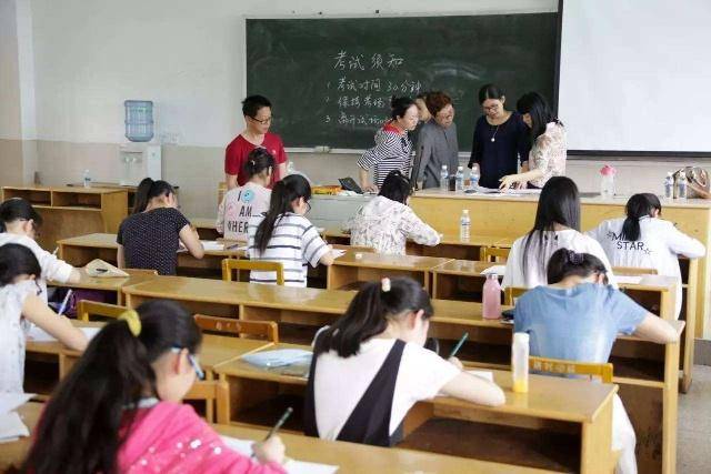 广州现在学幼师好就业吗（广州现在学幼师难吗）-广东技校排名网