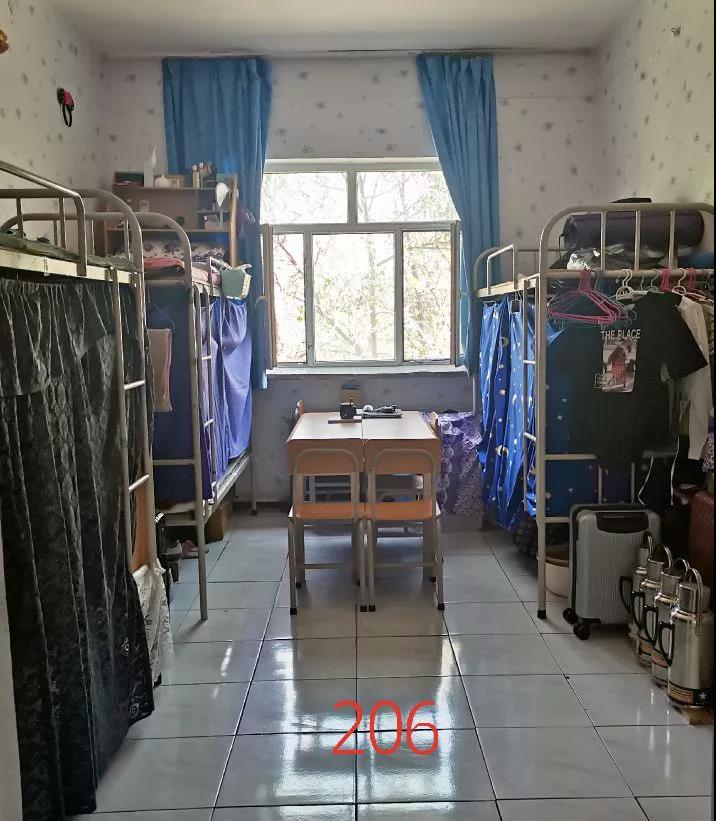 新疆大学宿舍条件怎么样，职业有空调吗（含宿舍图片）