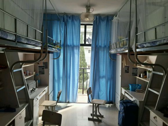 南京财经大学红山学院宿舍条件怎么样，有空调吗（含宿舍图片）