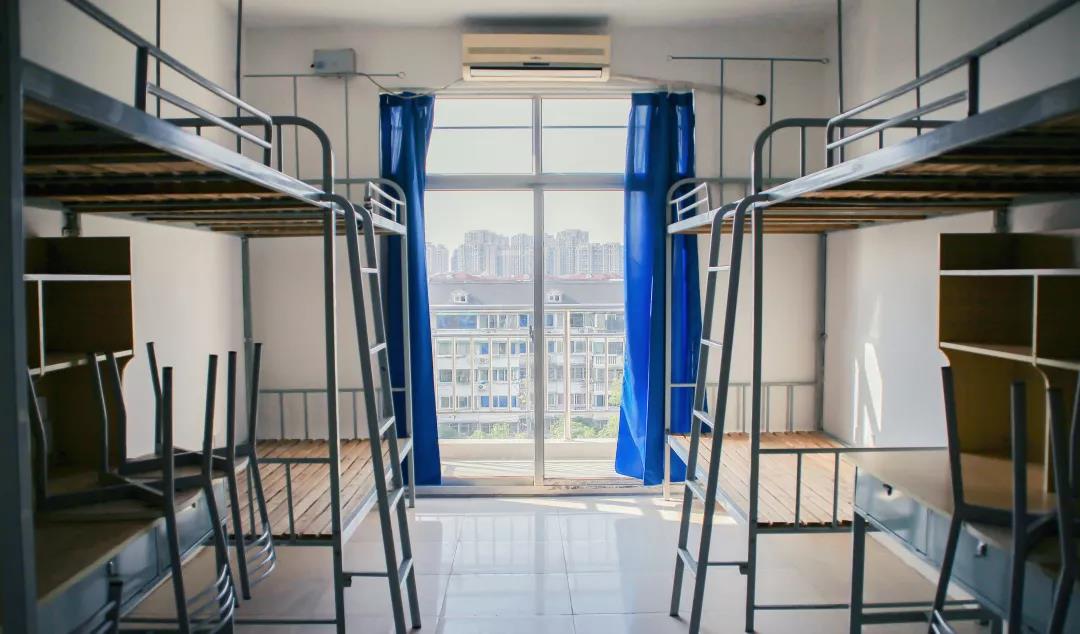 上海科学技术职业学院宿舍条件怎么样，职业技术有空调吗（含宿舍图片）