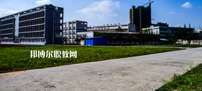 四川省青神中等职业学校2022年招生办联系电话