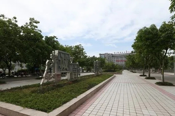 2022年四川省东坡中等职业技术学校报名条件/招生要求