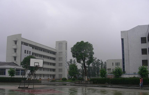 平阳县第二职业学校
