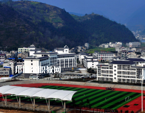 重庆巫溪职业教育中心2022年报名条件、招生要求、招生对象
