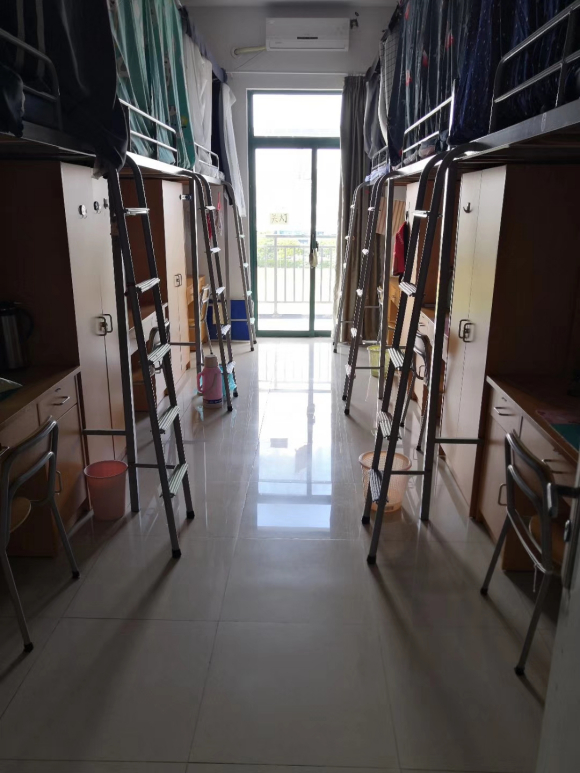 上海济光职业技术学院宿舍条件怎么样，职业有空调吗（含宿舍图片）